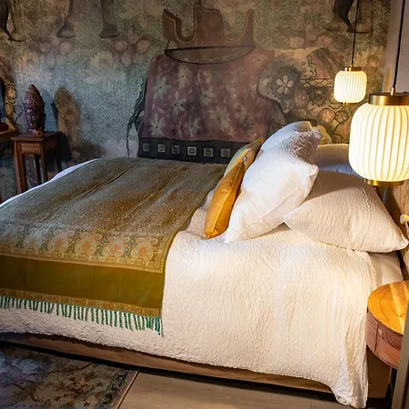 Lala Saul B&B